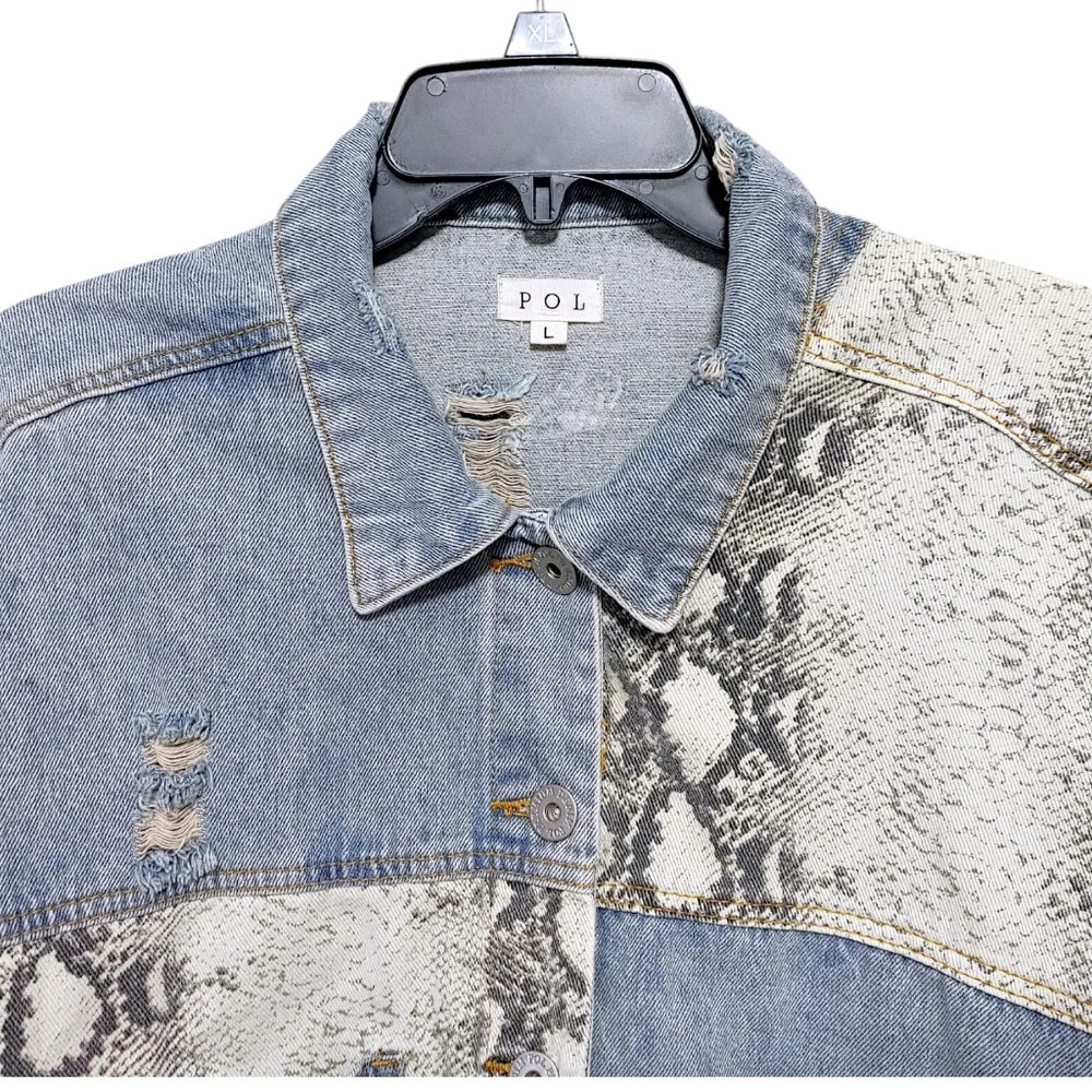 POL Snakeskin Patch Button Up Dustressed Denim Jean Jacket Women's Size Large L - Picture 7 of 15